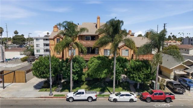 384 Redondo 401, Long Beach, CA 90814