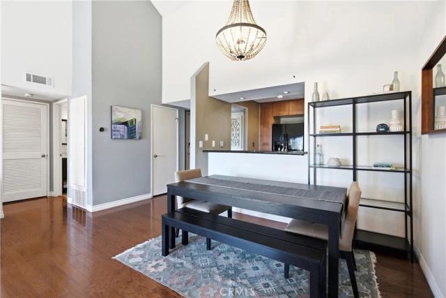 384 Redondo 401, Long Beach, CA 90814