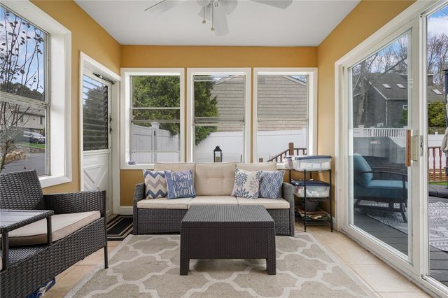 6 Longmeadow Drive, North Providence, RI 02904