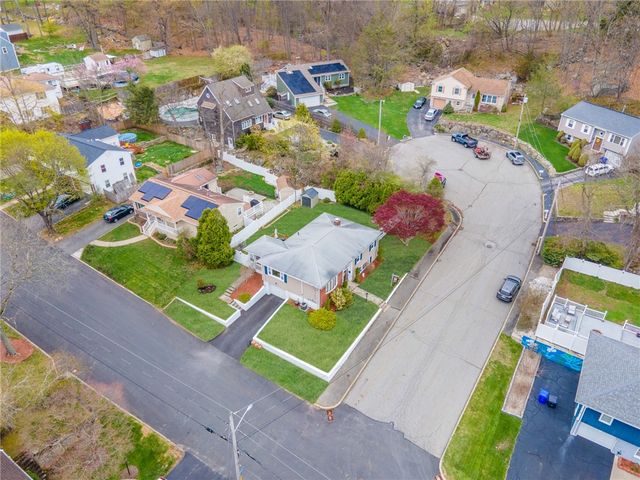 6 Longmeadow Drive, North Providence, RI 02904