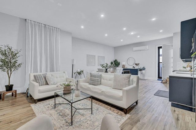 2304 Pack Iron PASS, Leander, TX 78641