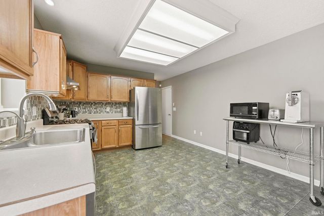 15014 Bristlecone Court, Fort Wayne, IN 46814