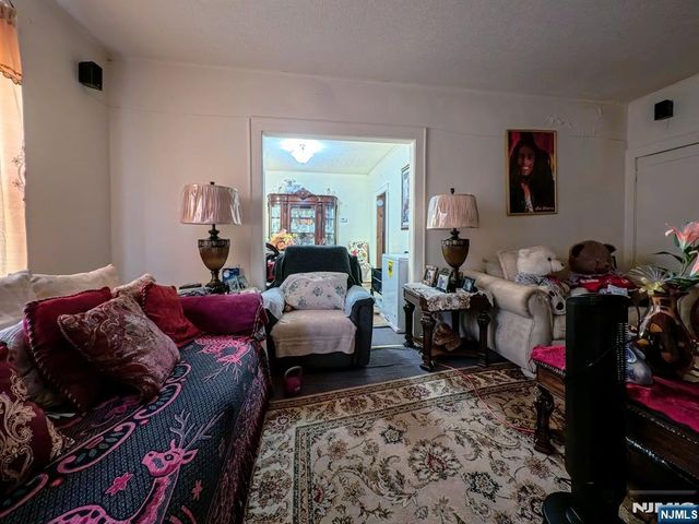 69 Wagner Place, Irvington, NJ 07111