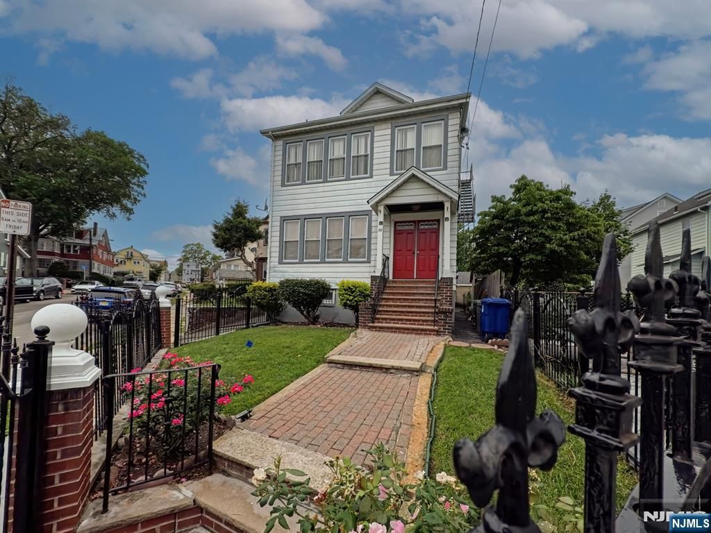 69 Wagner Place, Irvington, NJ 07111