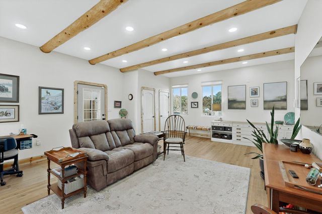 6 Naomi Drive, Tijeras, NM 87059