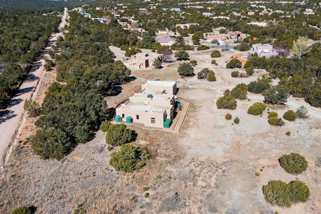 6 Naomi Drive, Tijeras, NM 87059