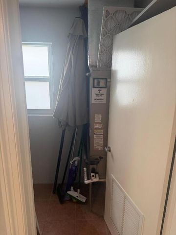 620 W Bloxham Street, Lantana, FL 33462