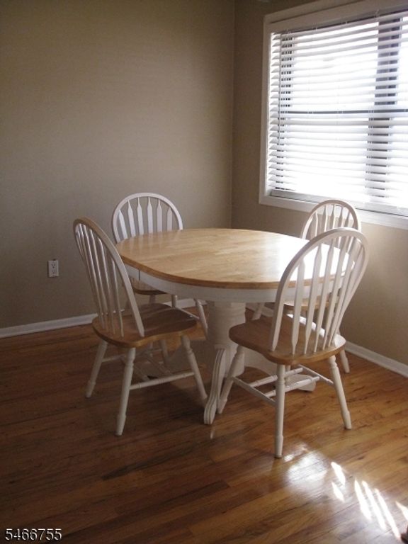 1300 Rock Ave J5, North Plainfield Boro, NJ 07060 — photo 4