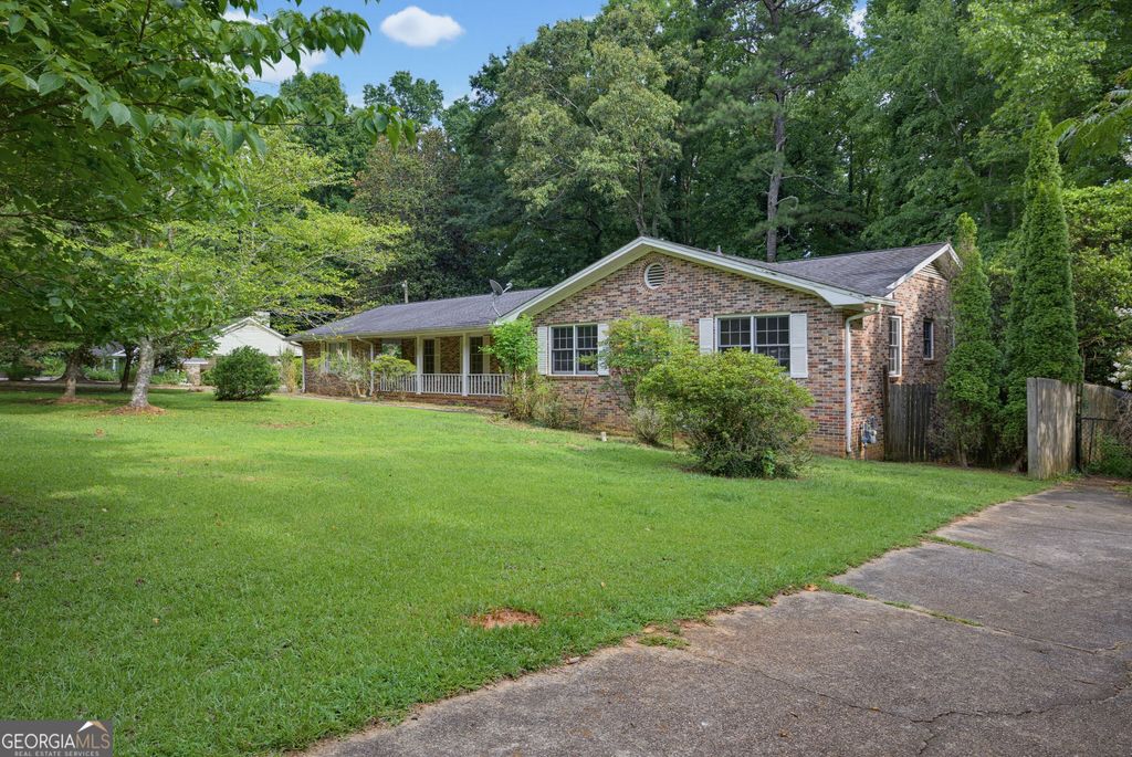 140 Horseshoe Circle, Athens, GA 30605