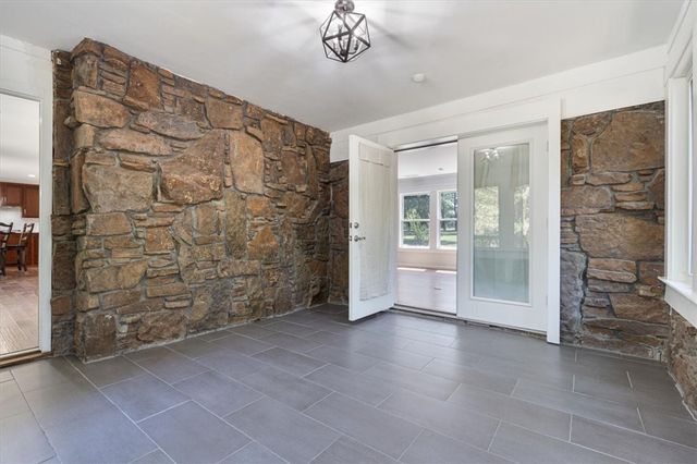 16603 Parks Corner Road, Prairie Grove, AR 72753