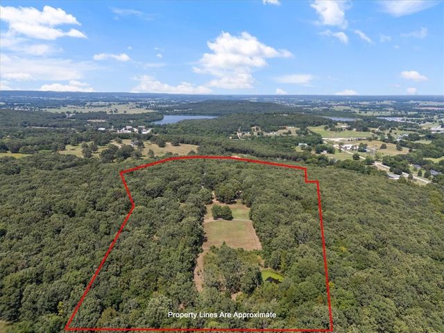 16603 Parks Corner Road, Prairie Grove, AR 72753