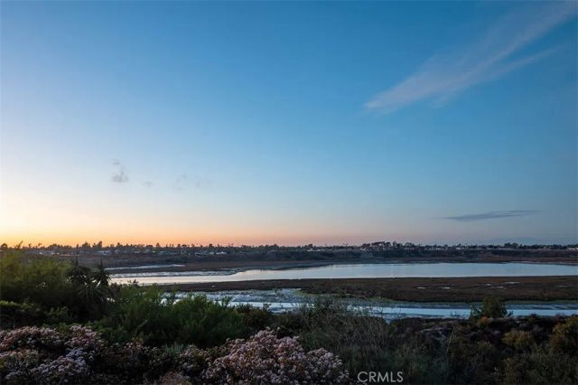2175 Vista Entrada, Newport Beach, CA 92660