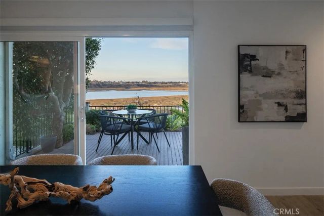 2175 Vista Entrada, Newport Beach, CA 92660
