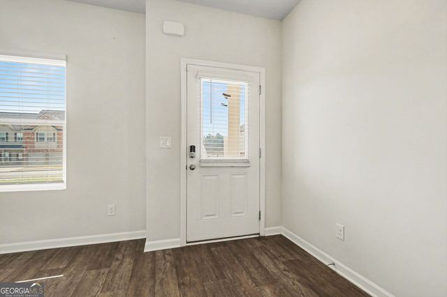 318 W Sandy Creek Drive, Covington, GA 30014