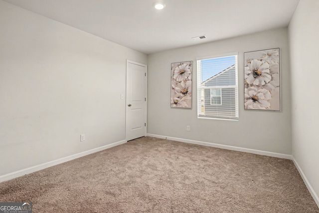 318 W Sandy Creek Drive, Covington, GA 30014