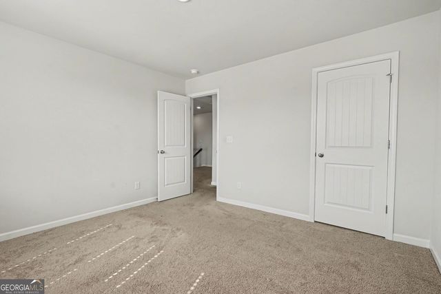 318 W Sandy Creek Drive, Covington, GA 30014