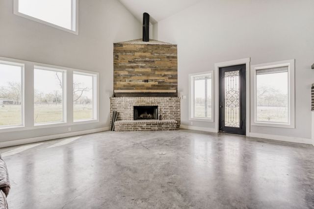 2515 County 141 Road, Kaufman, TX 75142