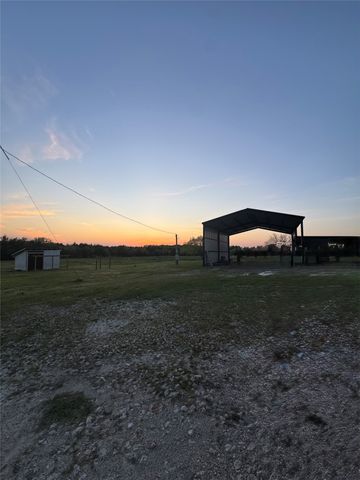 2515 County 141 Road, Kaufman, TX 75142