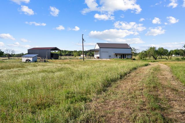 2515 County 141 Road, Kaufman, TX 75142
