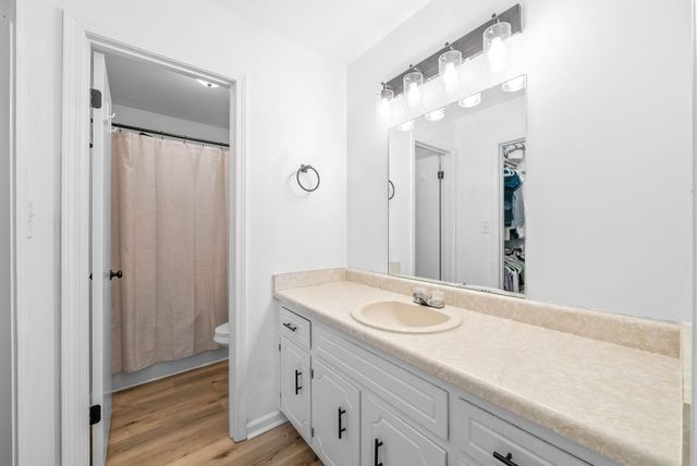 202 Jim Thorpe Dr, Clarksville, TN 37042