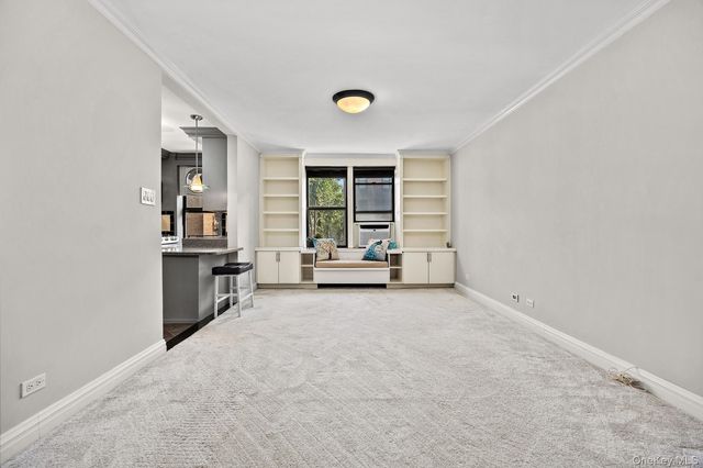 83-25 98 Street 4L, Woodhaven, NY 11421