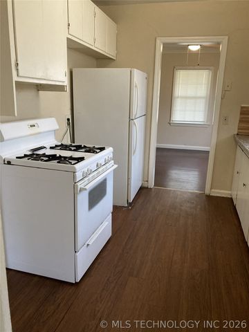 1631 N Lewis Place, Tulsa, OK 74110