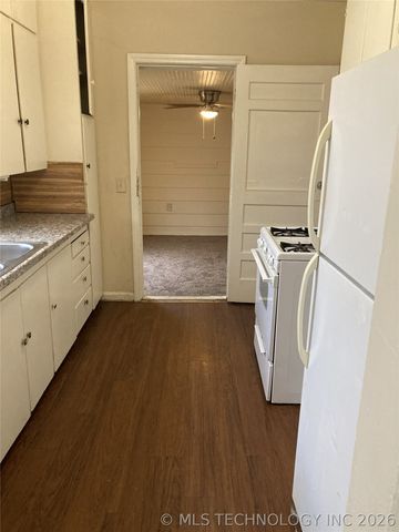 1631 N Lewis Place, Tulsa, OK 74110