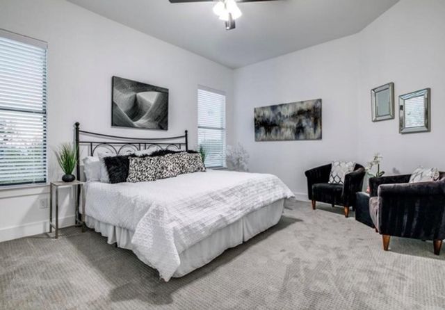 2043 Life Avenue, Dallas, TX 75212