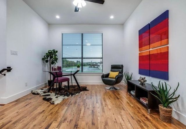 2043 Life Avenue, Dallas, TX 75212