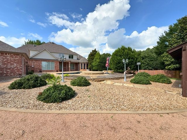 1205 Golden Gate Drive, Southlake, TX 76092