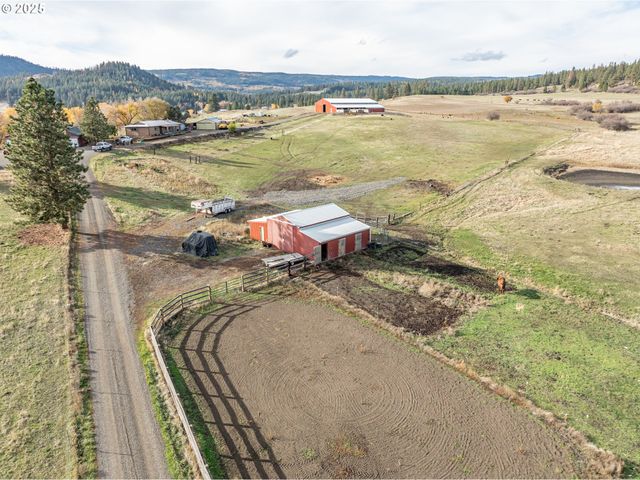 71564 PALMER JUNCTION Rd, Elgin, OR 97827