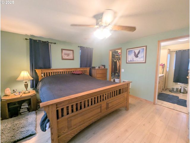 71564 PALMER JUNCTION Rd, Elgin, OR 97827