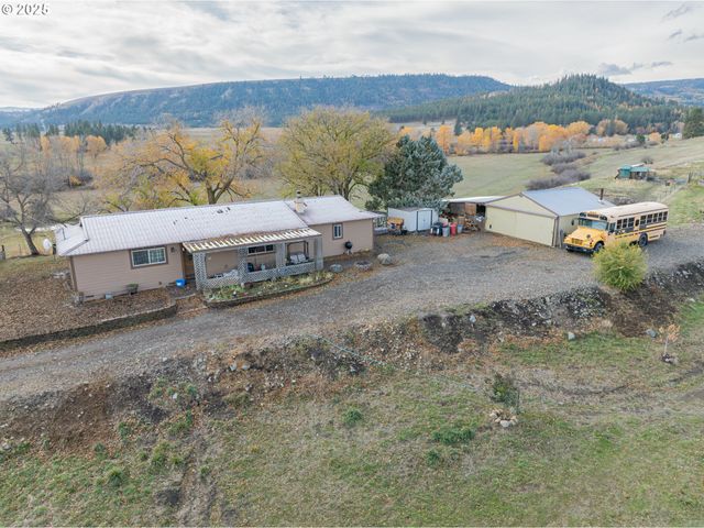 71564 PALMER JUNCTION Rd, Elgin, OR 97827