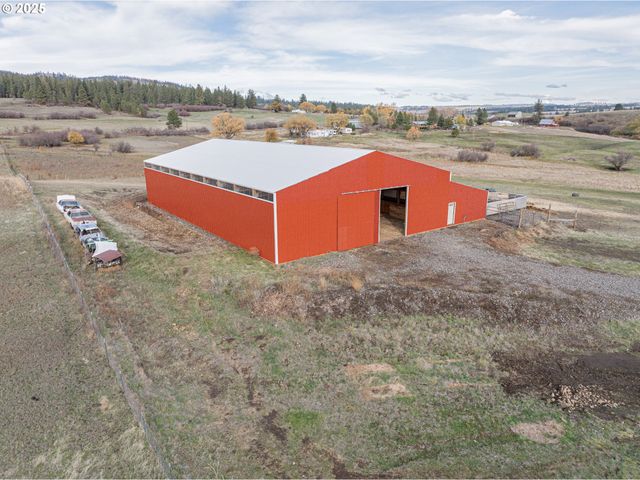 71564 PALMER JUNCTION Rd, Elgin, OR 97827