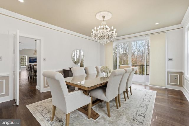 11312 TIMBERLINE DR, Oakton, VA 22124