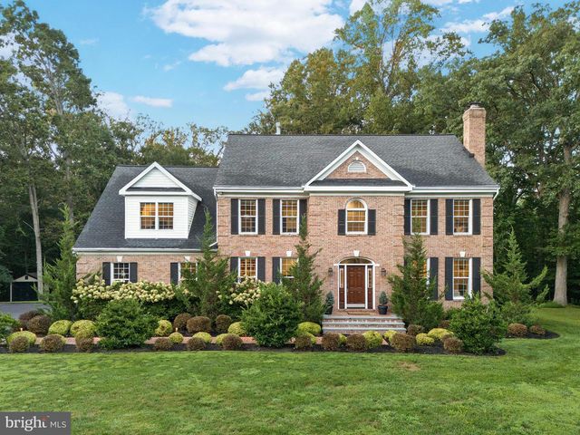 11312 TIMBERLINE DR, Oakton, VA 22124