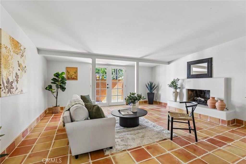 1813 N Baker, Santa Ana, CA 92706 — photo 4
