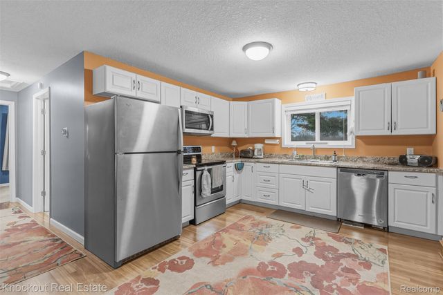 8052 Irish Road, Millington Township, MI 48746