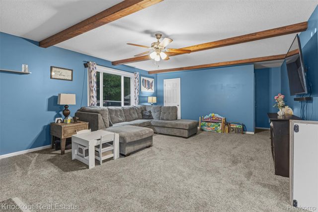 8052 Irish Road, Millington Township, MI 48746