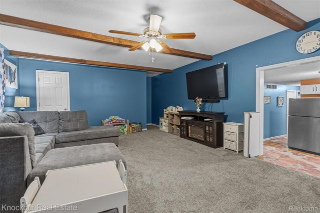 8052 Irish Road, Millington Township, MI 48746