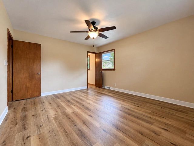 8401 S 36th STREET, Franklin, WI 53132