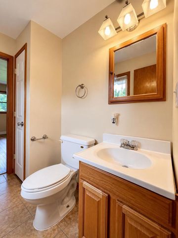 8401 S 36th STREET, Franklin, WI 53132