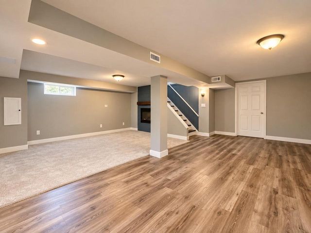 8401 S 36th STREET, Franklin, WI 53132