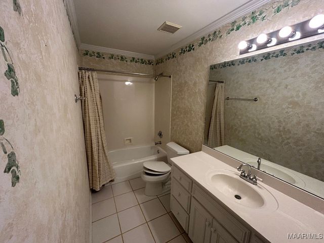 134 Laurelwood Drive, Pike Road, AL 36064