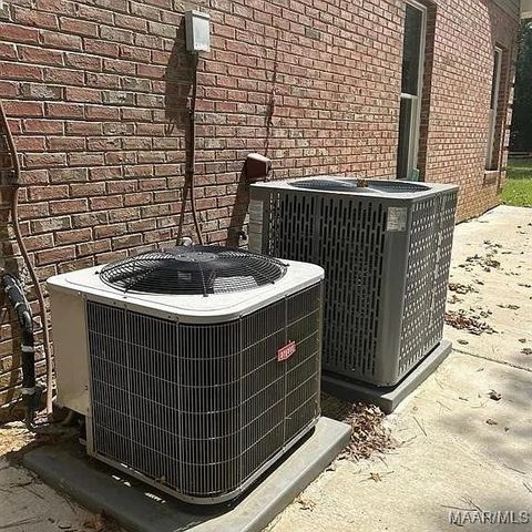 134 Laurelwood Drive, Pike Road, AL 36064