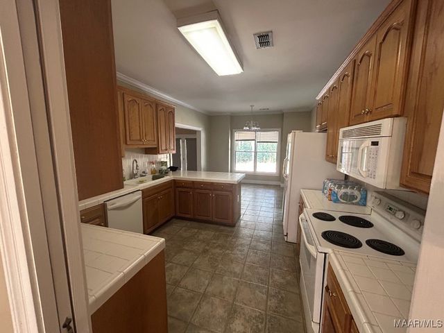 134 Laurelwood Drive, Pike Road, AL 36064