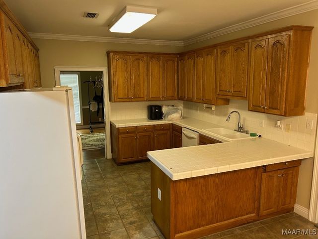 134 Laurelwood Drive, Pike Road, AL 36064