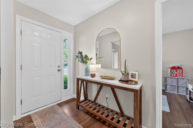 3332 Woodruff Meadows Court, Highland, MI 48357