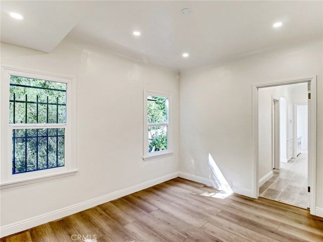 10563 Lindbrook Drive, Los Angeles, CA 90024