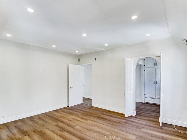 10563 Lindbrook Drive, Los Angeles, CA 90024